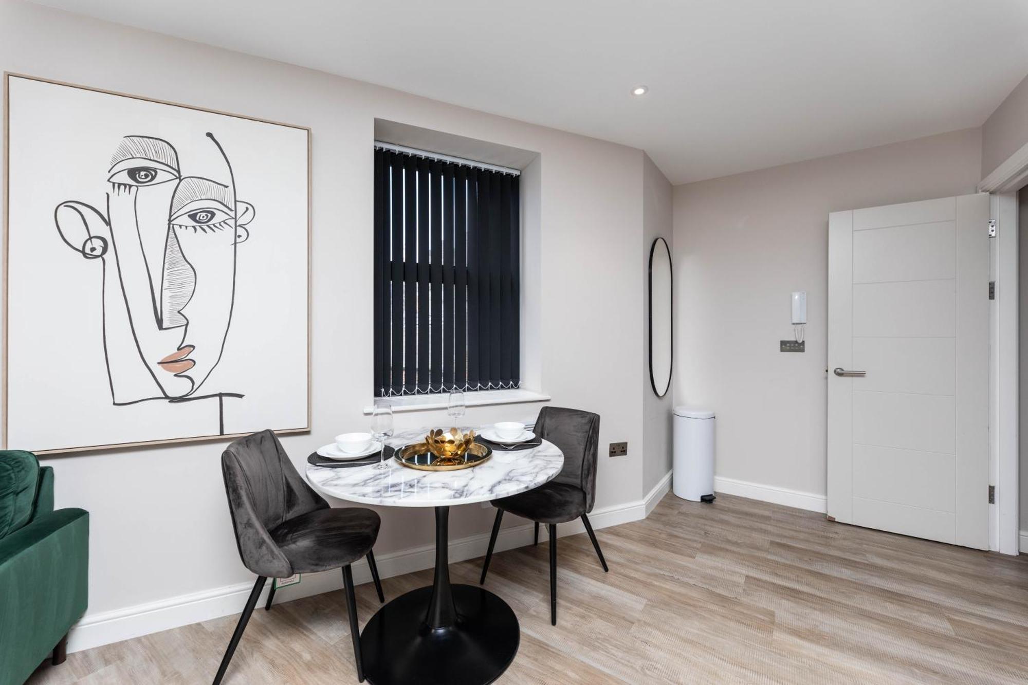 Modern 1Bed Flat In The Heart Of Leeds City Centre Bagian luar foto