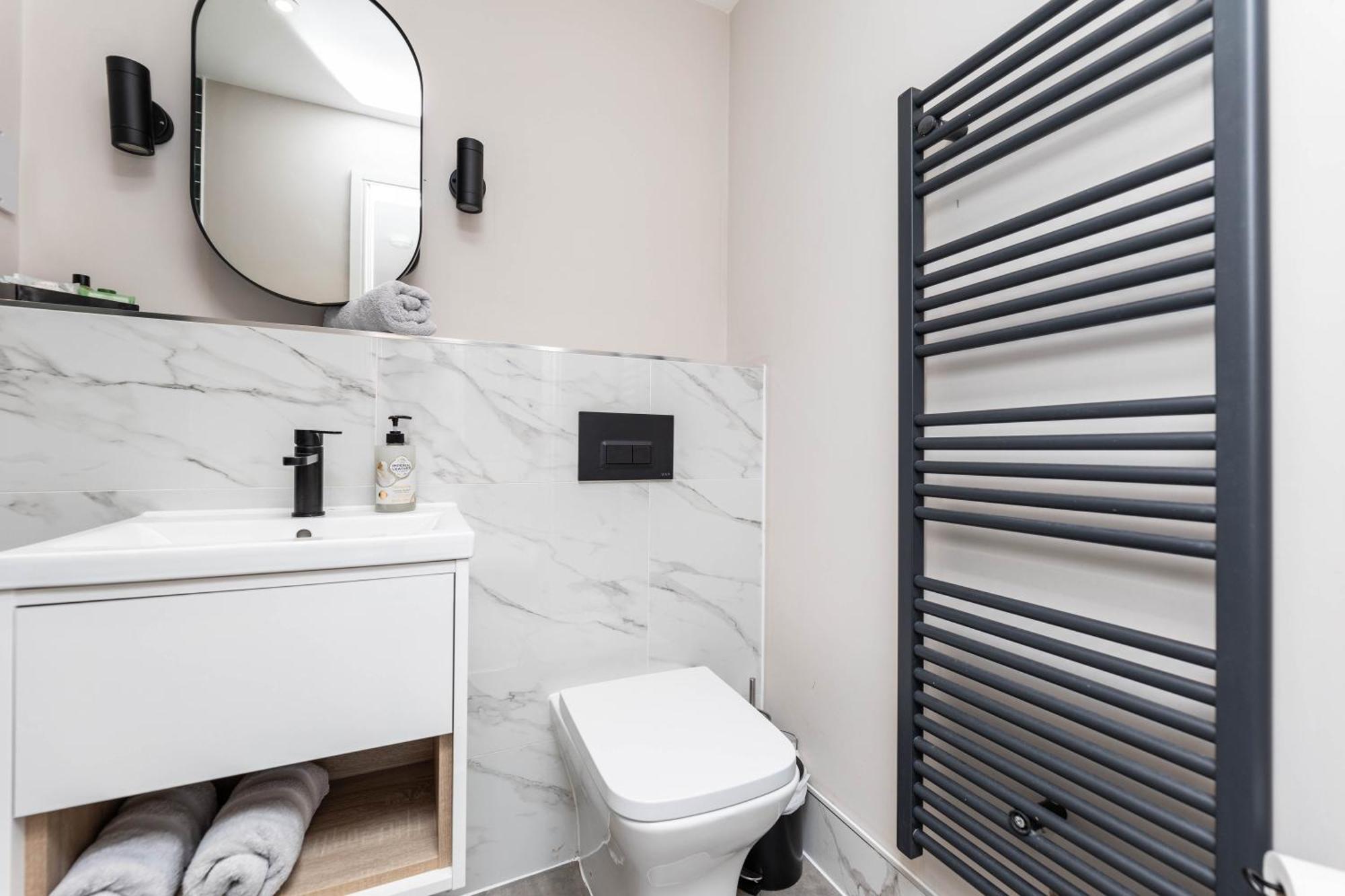 Modern 1Bed Flat In The Heart Of Leeds City Centre Bagian luar foto