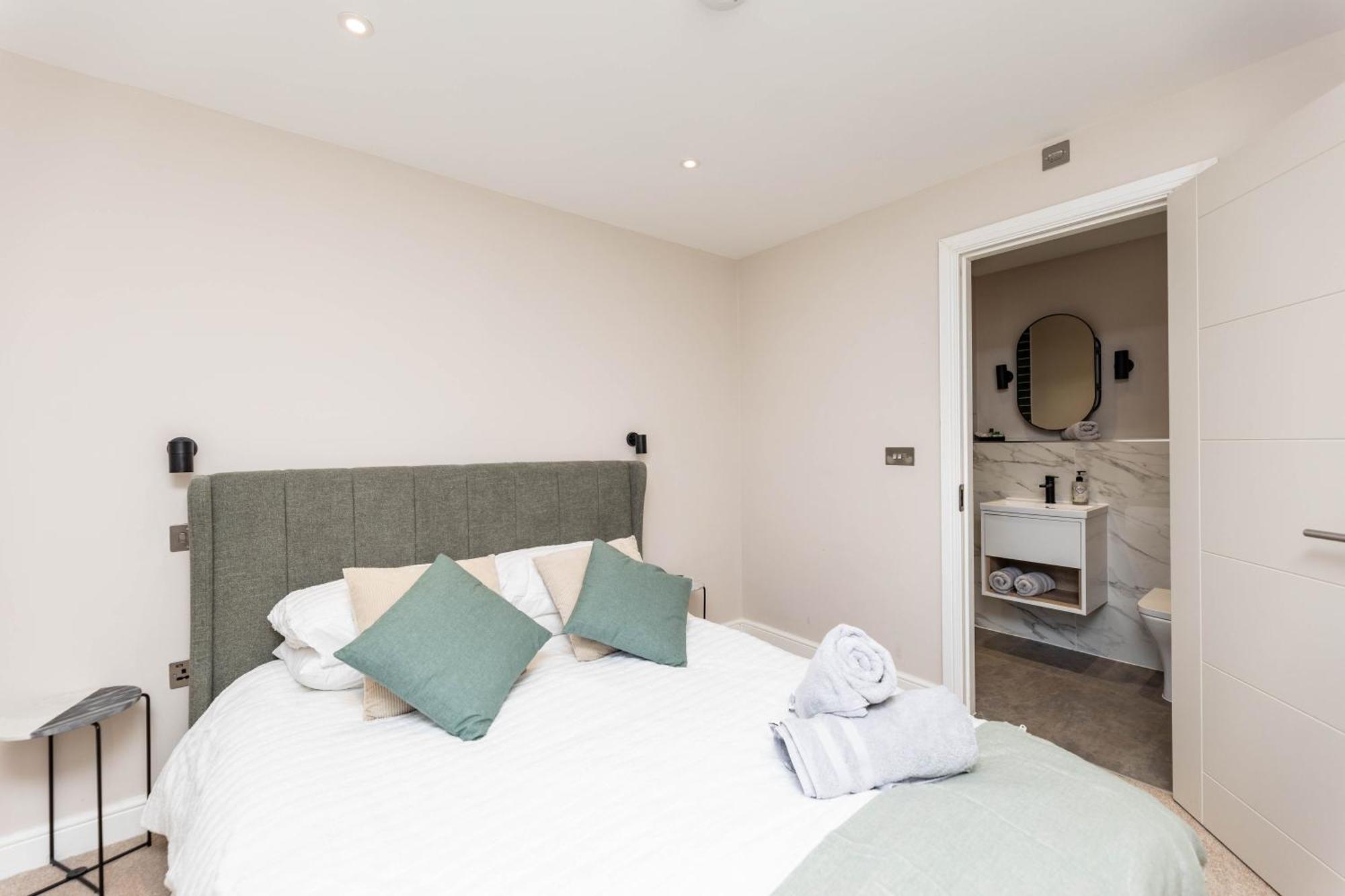 Modern 1Bed Flat In The Heart Of Leeds City Centre Bagian luar foto
